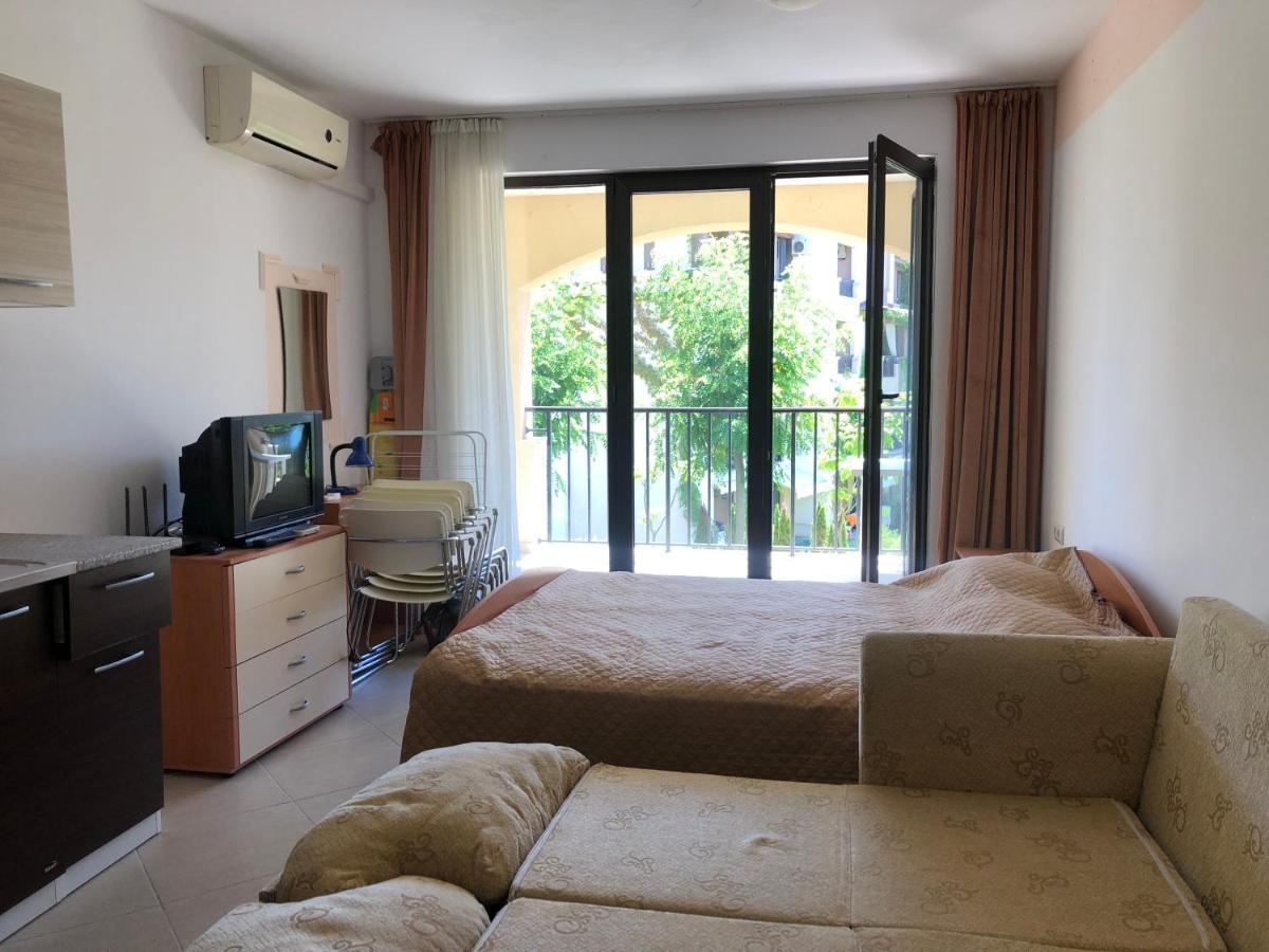 Apartments In Green Life Complex - 1 Bedroom And Studio Sozopol Exterior photo